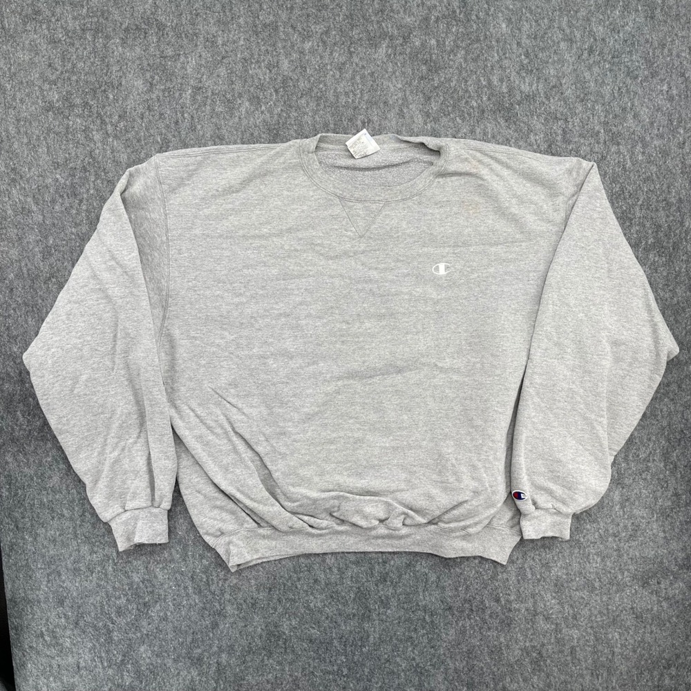 Champion Sweatshirt Mens XL Gray Crewneck Authentic Athletic Apparel Fleece